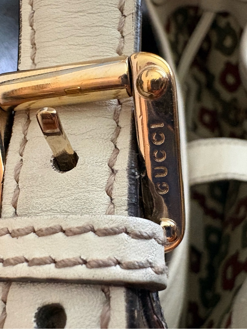 Beautiful Vintage Gucci Ivory GG Monogram Punch Hobo Bag with Gold Hardware - Picture 15 of 15